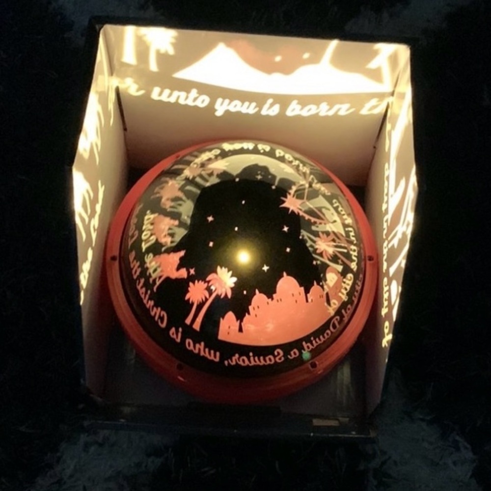 🔥Clearance- NIB LED Light Show-Christmas Shadow Lights Projection - Picture 4 of 10